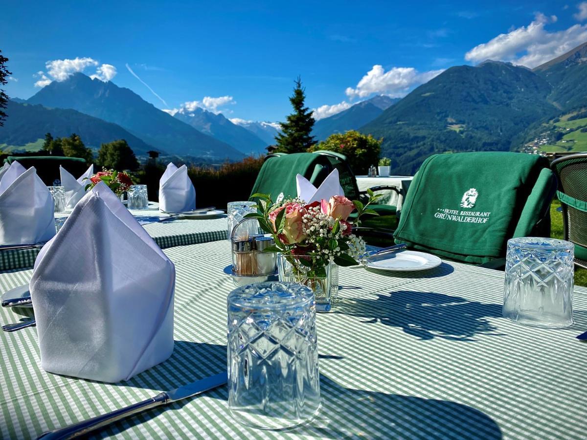 Hotel Restaurant Gruenwalderhof Patsch Екстериор снимка