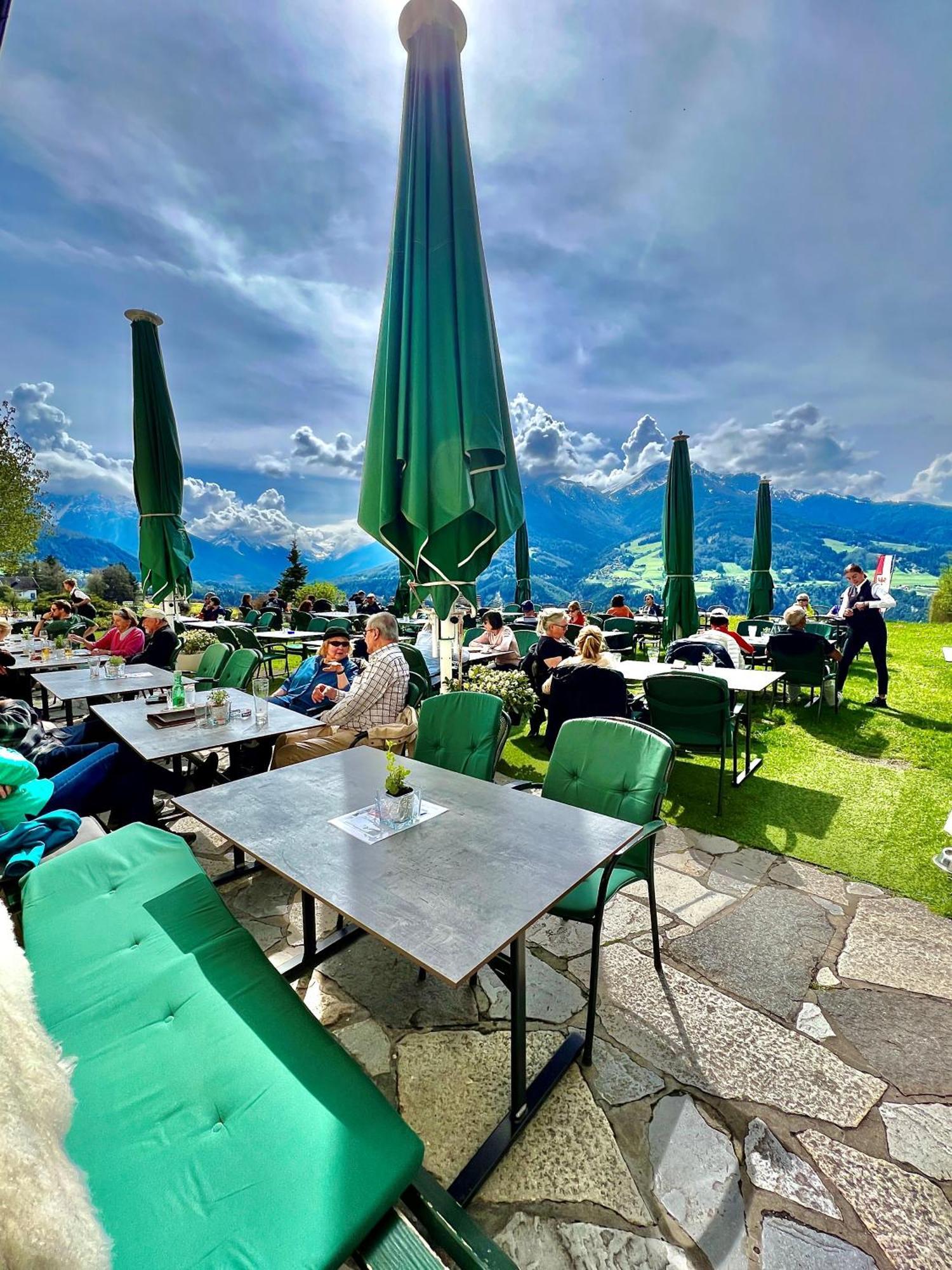 Hotel Restaurant Gruenwalderhof Patsch Екстериор снимка