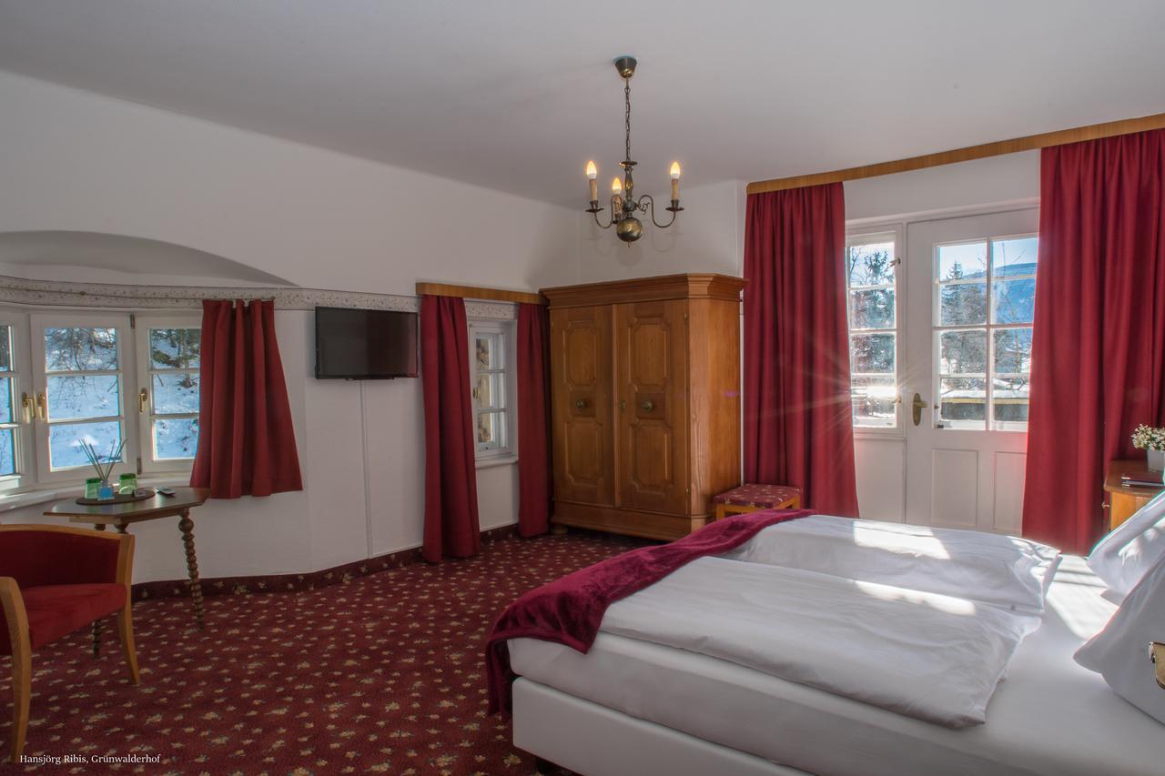 Hotel Restaurant Gruenwalderhof Patsch Екстериор снимка