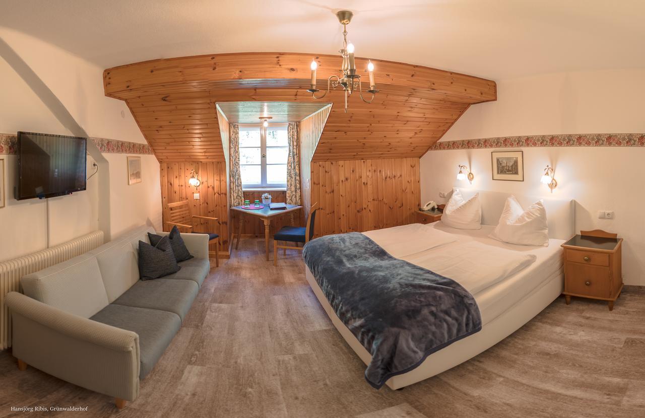 Hotel Restaurant Gruenwalderhof Patsch Екстериор снимка